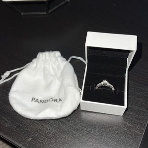 COPY - Princess Pandora ring excellent condition